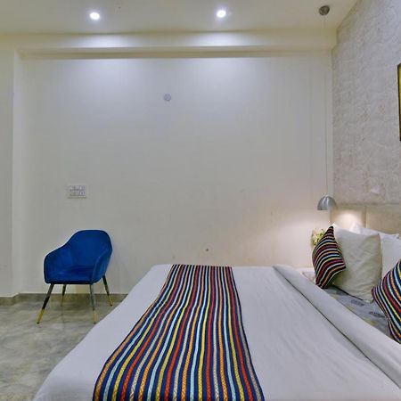 Hotel Fortune Inn By F9 Hotels نويدا المظهر الخارجي الصورة